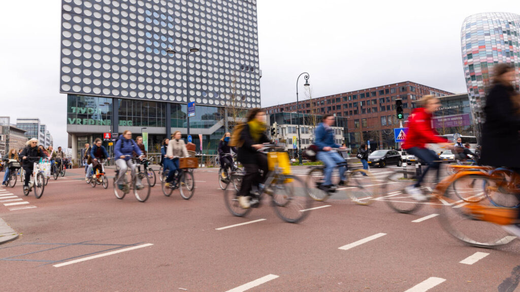 Public mobility presentation – Dutch sustainable transport policy